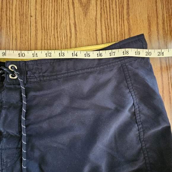 Nautica Navy Blue yellow lined Board Shorts Swim Trunks drawstring Mens size L - Picture 2 of 15